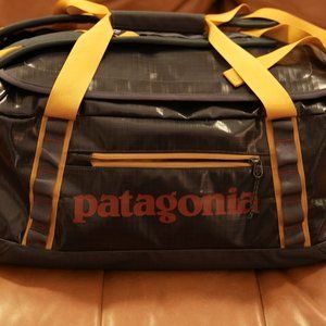 Patagonia Black Hole Duffel Bag 40L